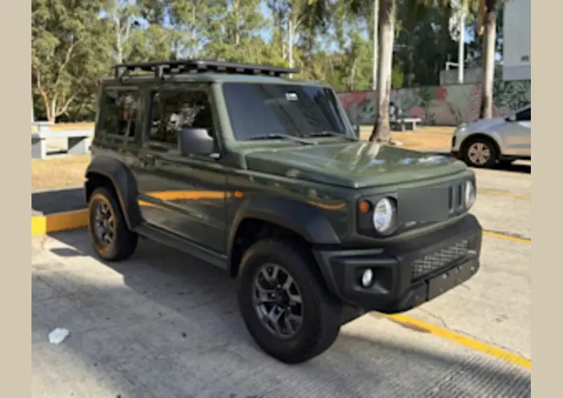 Jimny 2022 - 63mil Kms - automático